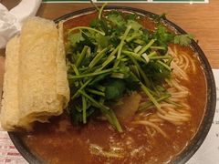 -肥汁米蘭香港米线(定西路店)