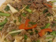 牛肉炒粿条-莱潮盛美食屋(锐丰中心店)