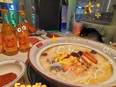 -三人行骨头王火锅(长寿店)