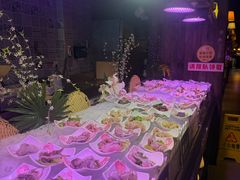 -领鲜活海鲜榴莲自助火锅(东门店)