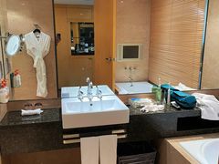 -天津滨海圣光皇冠假日酒店
