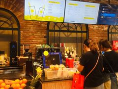 -皇冠幸福里动物奶油生日蛋糕(万达店)