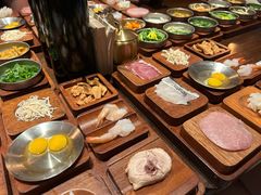 -银米·云南传统过桥米线(双廊黑金冠店)
