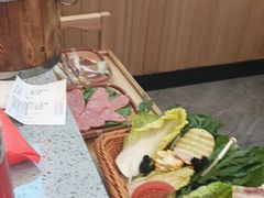 -阿婆情腊排骨火锅(金虹路店)