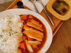 咖喱炸猪排堤坝饭-Ginko银子(青龙街店)