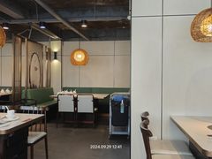 -德林酸菜鱼火锅(南丹店)