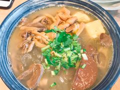 金陵鸭血粉丝汤-弄堂小笼包(西青中北永旺购物中心店)