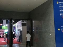 -上海跨国采购会展中心