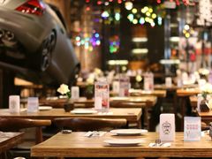 -1886德国汽车餐厅(外滩十六铺码头店)
