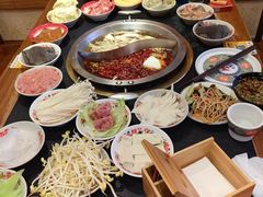 -沸炉重庆老火锅(军事博物馆店)