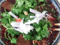 -牛师傅牛肉面(尚隆路店)