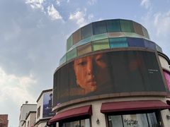 -斯普瑞斯奥特莱斯