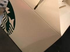 -星巴克(上海虹桥新天地二店)