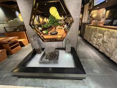 -呷哺呷哺(普陀乐购真北店)