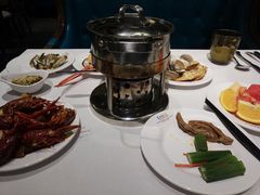 -领鲜活海鲜榴莲自助火锅(东门店)