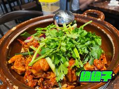 -胡须佬鸡煲四季火锅(海雅缤纷城店)