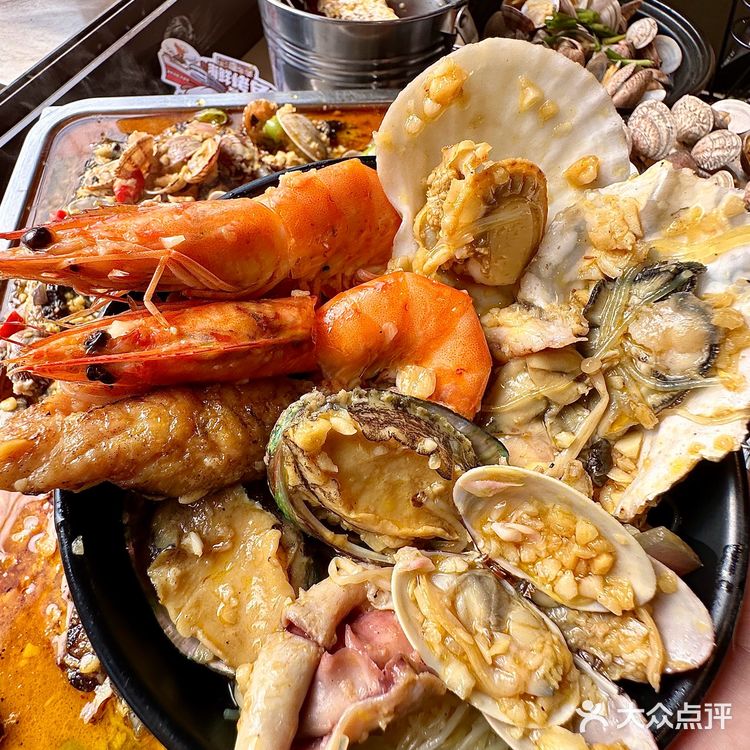 大连海鲜烤鱼！用大连话说！血好歹！！！