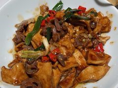 -关东小磨东北菜(漕河泾印象城店)