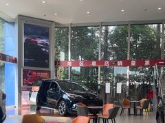 -上海和裕一汽丰田4S店(七宝店)