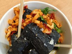 -黑色经典臭豆腐·湖南特产(步行街店)