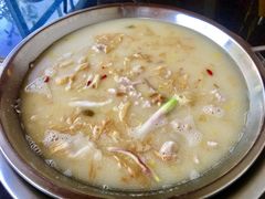 -老来福·非遗酸汤兔(凯旋路店)