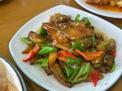 -鹤乡东北菜(崮山路店)