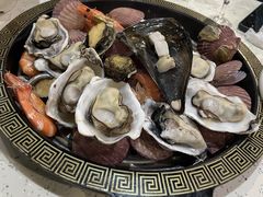 老灶蒸汽海鲜锅-巧克力渔家.小船海鲜胶东菜(万平口店)