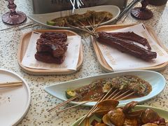 -小董哥烤串·爆汁大油边(故宫店)