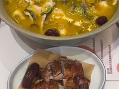-椒爱水煮鱼川菜(让胡路万达店)