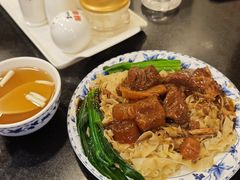 柱候牛腩捞粗面-丽的面家(多宝路店)