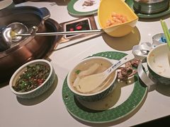 -润园四季椰子鸡火锅(卓越INTOWN店)
