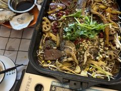 -顶峰夜宴·龙虾烧烤大排档(九江学院店)