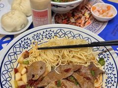 -李与白包子铺(桐梓林店)