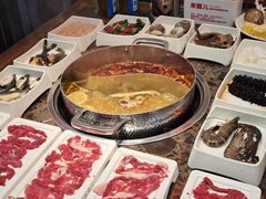 -来龍儿鲜切牛肉自助老火锅