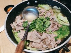 -川堂风·跷脚牛肉·乐山爆炒(宝山日月光店)