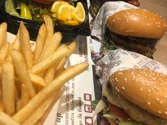 -The Habit Burger Grill 哈比特汉堡(复兴soho店)
