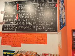 -荆九爷爆炒桥头三嫩(云南北路店)