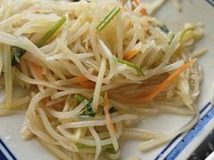 -八两八金·莱芜特色炒鸡(市南漳浦路店)