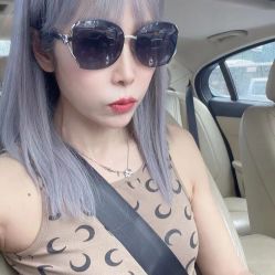 点击看大图 -LAQUEEN 时尚健康假发