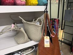 -JuneShop小众设计师品牌集合店