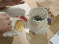 -麦当劳(中山公园龙之梦店)