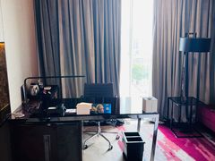 -广州天河希尔顿酒店