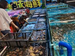 -渔人湾码头海鲜市场负二楼