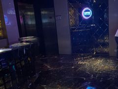 -温莎KTV(珠江路店)