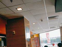 -麦当劳(怀集店)