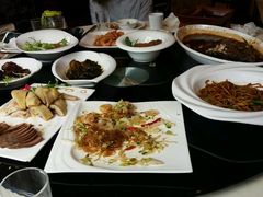 -小龙酒家(桂平路店)