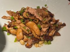 -吃饭皇帝大(长宁龙之梦店)