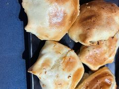 新疆烤包子-伊带伊路新疆美食府(呼家楼店)