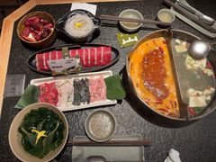 -三出山火锅(南京万象天地店)