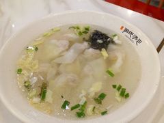 鲜肉小馄饨-百年尹氏汤包(湖南路狮子桥店)